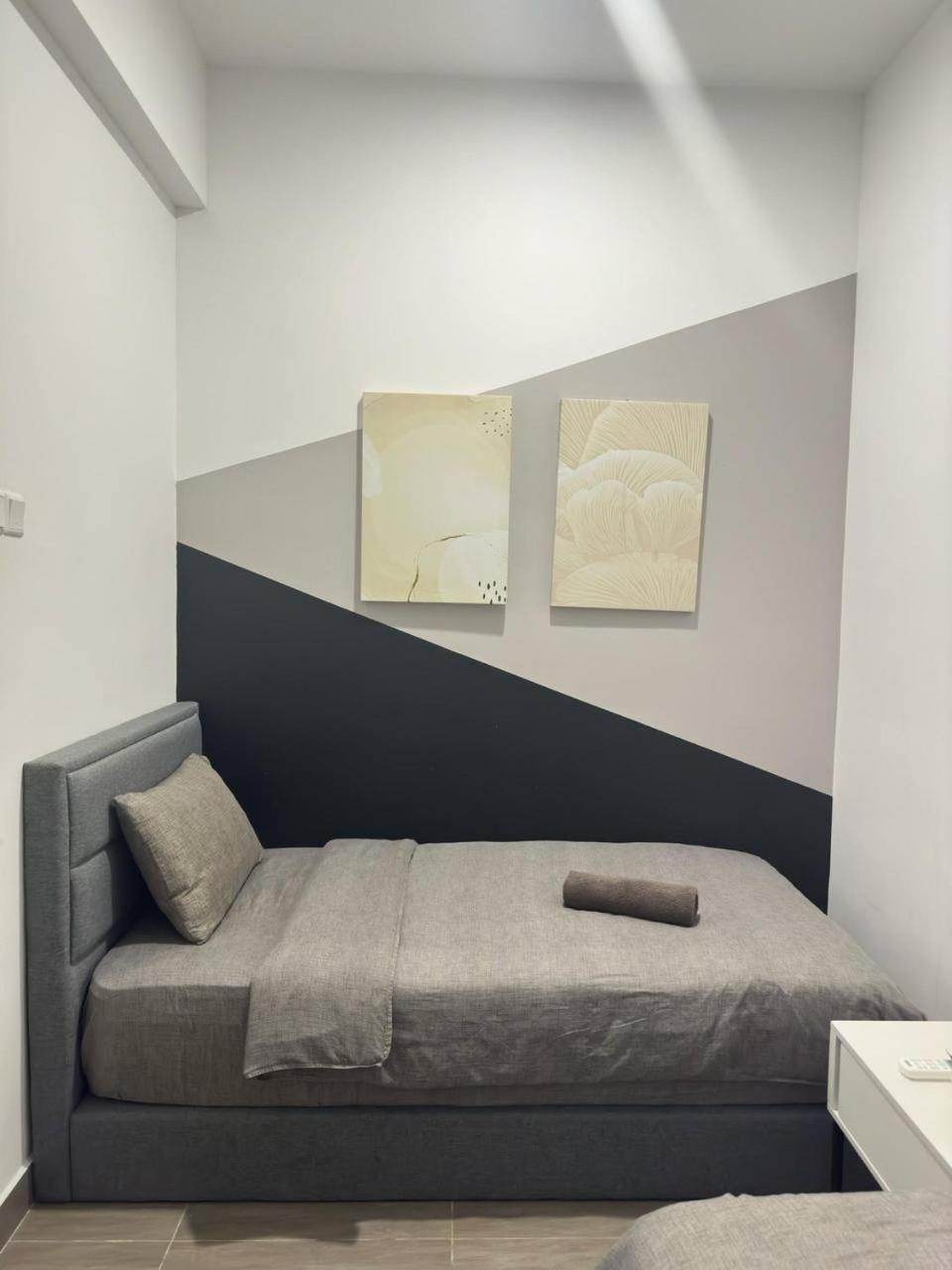Netflix Two Bedroom Troika Kota Bharu Homestay 118 المظهر الخارجي الصورة